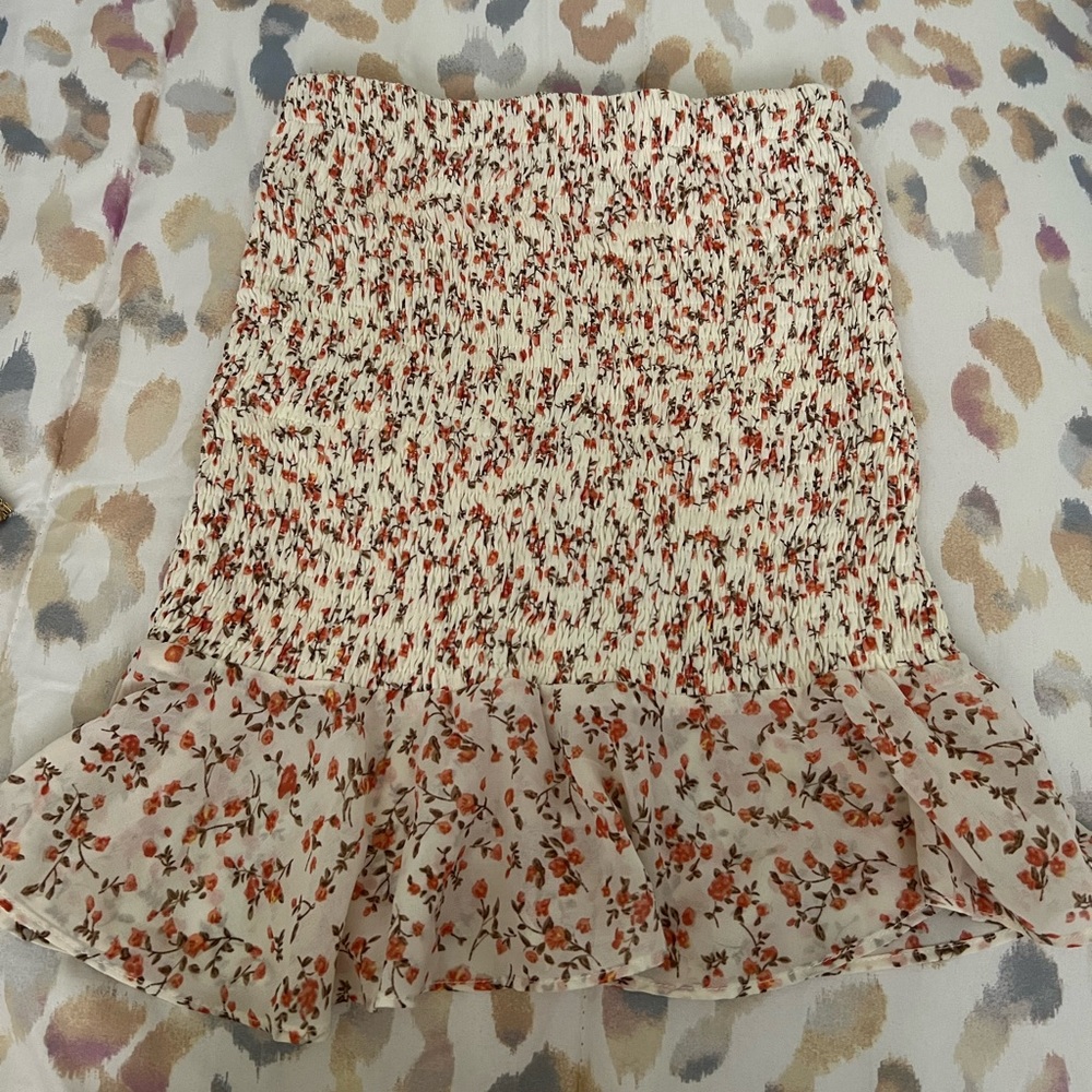 Clothes - Picture 1 of 1